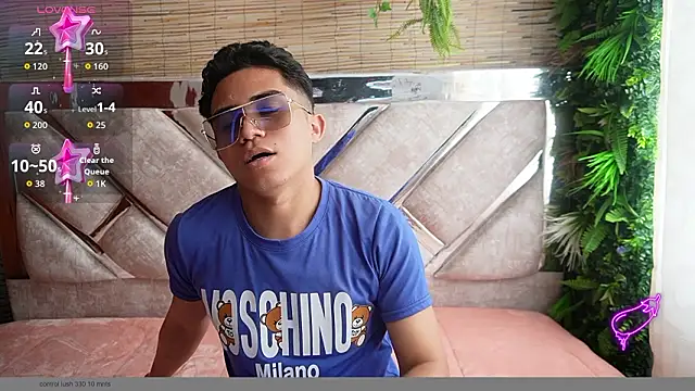 Snapshot of salvatore_daza chatting on 03/17/26, 01:47 salvatore daza online show from 03/17/26, 01:47