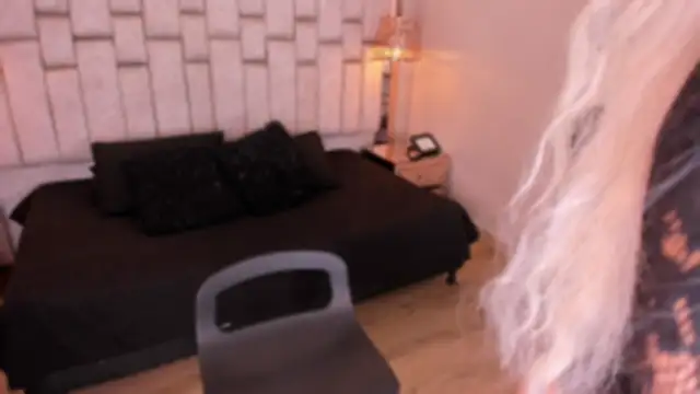 FoxxxyPink online show from 06/05/26, 08:25