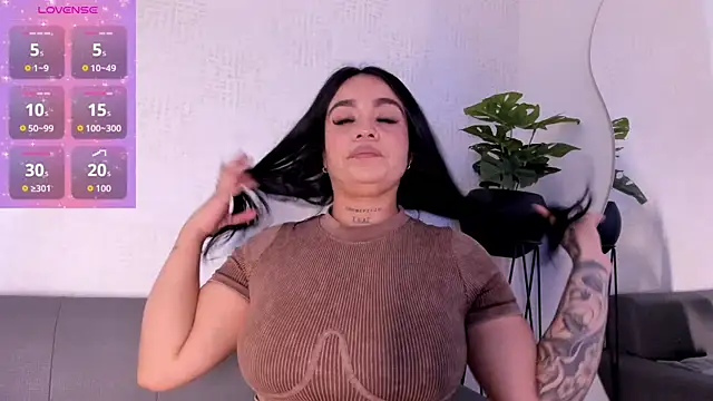 ManuelaMontes  online show from 06/22/26, 11:40