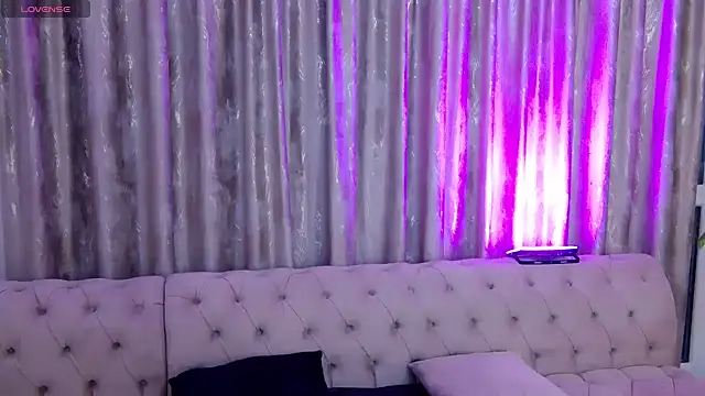 NataliePierce online show from 05/08/26, 10:26