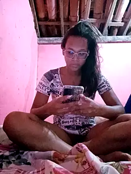 Snapshot of Sraveneno chatting on 03/20/26, 09:19 Sraveneno online show from 03/20/26, 09:19