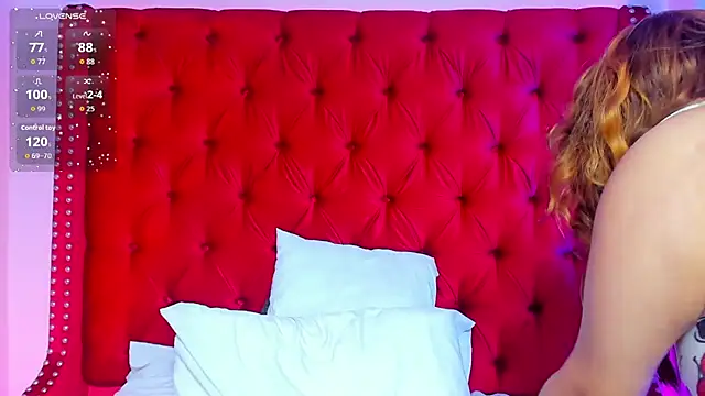 SunnyHoney  online show from 06/09/26, 12:17