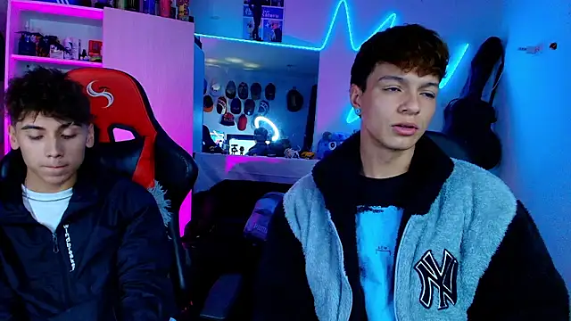 Snapshot of RawDuddes chatting on 03/14/26, 06:52 RawDuddes online show from 03/14/26, 06:52