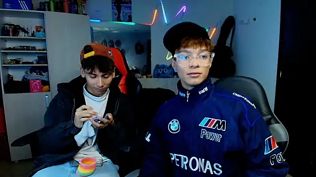 Snapshot of RawDuddes chatting on 03/18/26, 03:09 RawDuddes online show from 03/18/26, 03:09