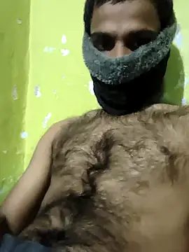 Snapshot of originaLUND chatting on 03/13/26, 04:46 originaLUND online show from 03/13/26, 04:46