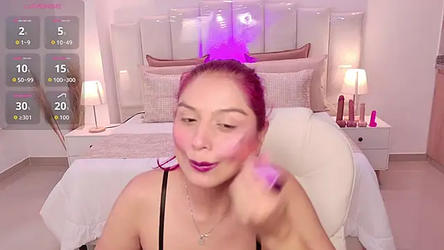 Raven-reyess online show from 05/02/26, 09:53