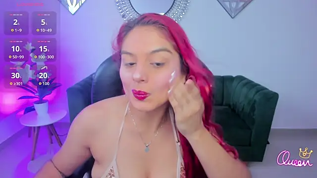 Snapshot of Raven-reyess chatting on 06/07/26, 12:09 Raven-reyess online show from 06/07/26, 12:09