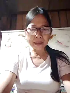 Snapshot of Sky-rain98 chatting on 06/20/26, 10:12 Sky-rain98 online show from 06/20/26, 10:12