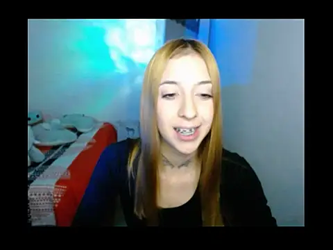 Snapshot of Mitchell_03 chatting on 03/13/26, 03:35 Mitchell 03 online show from 03/13/26, 03:35