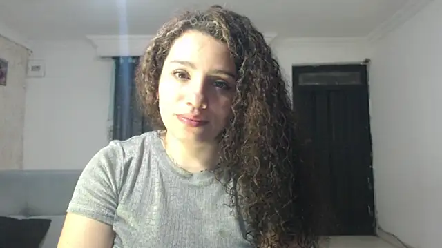 Snapshot of melany_montenegro chatting on 04/04/26, 07:06 melany montenegro online show from 04/04/26, 07:06