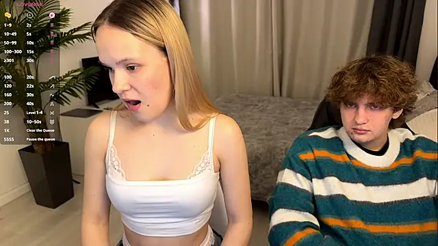 Snapshot of minions2 chatting on 03/04/26, 09:54 minions2 online show from 03/04/26, 09:54