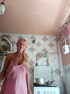 Snapshot of ViktoriaSexi1 chatting on 07/13/26, 07:44 ViktoriaSexi1 online show from 07/13/26, 07:44
