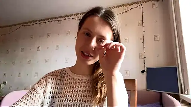 Snapshot of AlesiaGurevich chatting on 07/10/26, 07:23 AlesiaGurevich online show from 07/10/26, 07:23