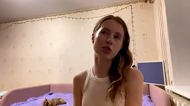 Snapshot of AlesiaGurevich chatting on 08/06/26, 12:23 AlesiaGurevich online show from 08/06/26, 12:23