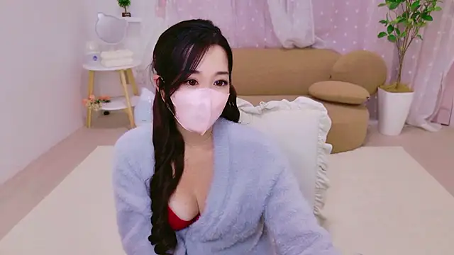 Snapshot of YURIKAsan_ chatting on 04/01/26, 02:03 YURIKAsan online show from 04/01/26, 02:03