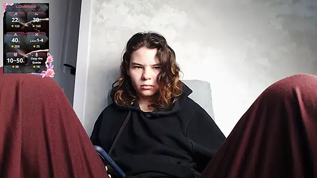 Snapshot of Dream_Alina chatting on 04/06/26, 01:47 Dream Alina online show from 04/06/26, 01:47