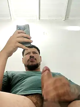 Snapshot of BadboyDirty1 chatting on 04/30/26, 01:45 BadboyDirty1 online show from 04/30/26, 01:45