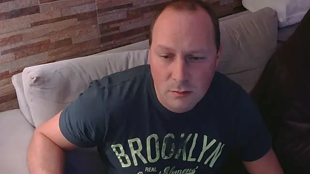 lustonfan online show from 05/01/26, 02:38