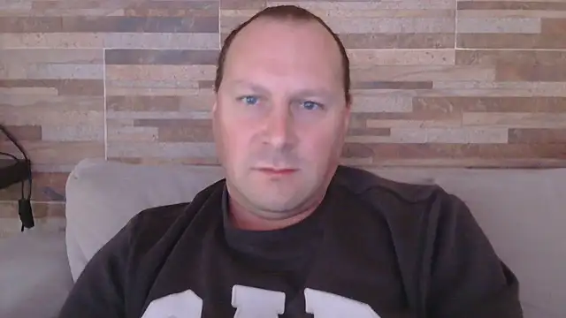 Snapshot of lustonfan chatting on 06/09/26, 12:39 lustonfan online show from 06/09/26, 12:39