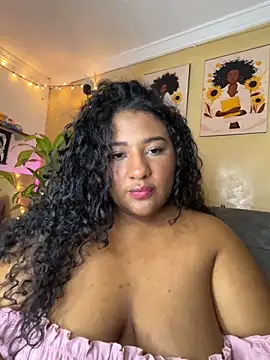 Snapshot of dana_falcoo25 chatting on 04/21/26, 01:39 dana falcoo25 online show from 04/21/26, 01:39
