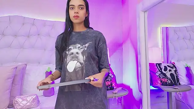 MeganRoseh online show from 05/10/26, 01:38