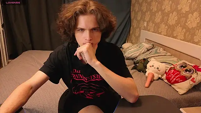 Snapshot of Kai_Sushi chatting on 03/25/26, 09:10 Kai Sushi online show from 03/25/26, 09:10