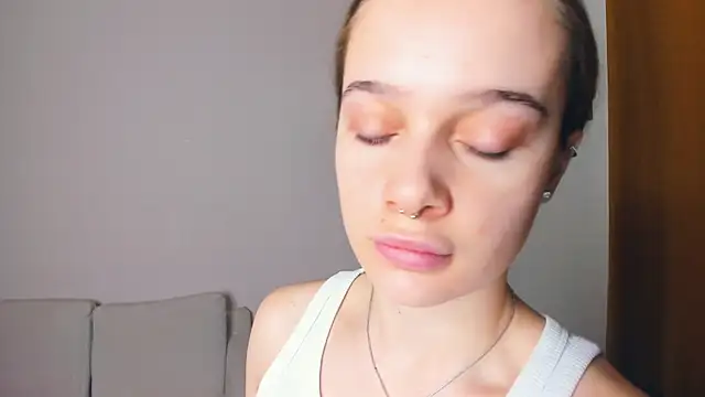 Snapshot of MeriPhelan chatting on 03/17/26, 07:23 MeriPhelan online show from 03/17/26, 07:23