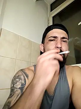 Snapshot of Tommy_Porn_ chatting on 04/03/26, 08:29 Tommy Porn online show from 04/03/26, 08:29