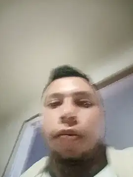 Snapshot of Decker_Velvett chatting on 03/13/26, 11:44 Decker Velvett online show from 03/13/26, 11:44