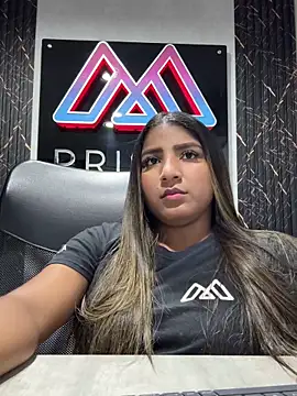 Snapshot of Emma_Carteer_1 chatting on 03/17/26, 05:11 Emma Carteer 1 online show from 03/17/26, 05:11