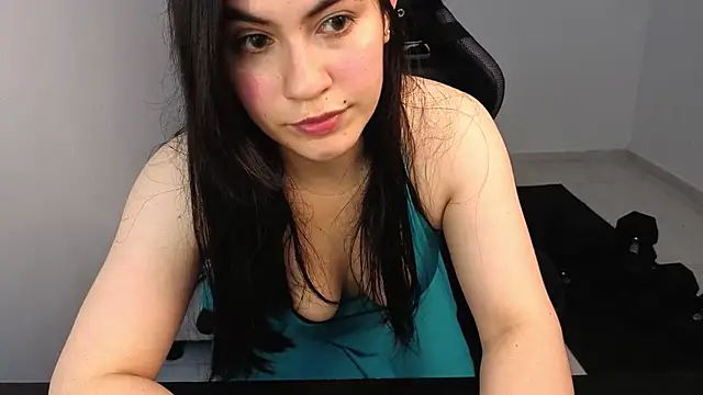 Snapshot of hasszul_2 chatting on 04/30/26, 10:03 hasszul 2 online show from 04/30/26, 10:03