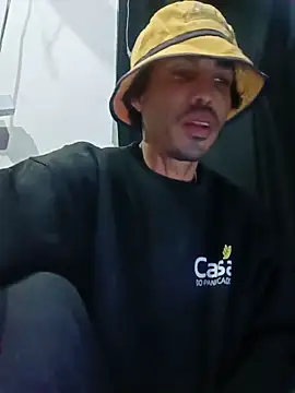 soyxx18 online show from 05/21/26, 01:56