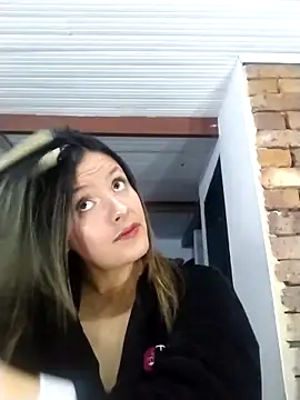 CynthiaMore online show from 05/11/26, 04:04