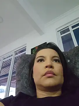 Snapshot of Pretty_Julieta chatting on 03/12/26, 10:38 Pretty Julieta online show from 03/12/26, 10:38