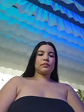Pretty Julieta online show from 04/24/26, 10:12