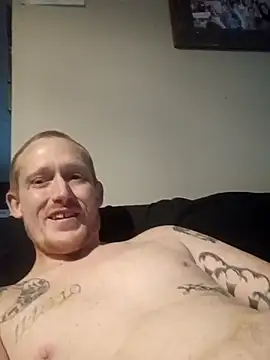 Snapshot of Lovemcurvy69 chatting on 03/26/26, 11:21 Lovemcurvy69 online show from 03/26/26, 11:21