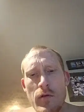 Snapshot of Lovemcurvy69 chatting on 03/28/26, 02:00 Lovemcurvy69 online show from 03/28/26, 02:00