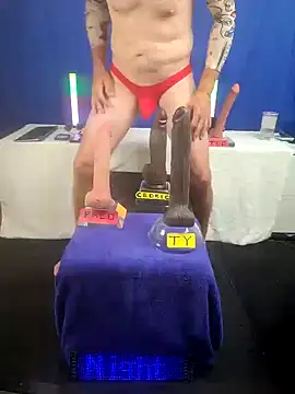 FantasyMan-BiWM online show from 04/21/26, 02:37