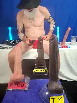 FantasyMan-BiWM online show from 04/21/26, 02:51