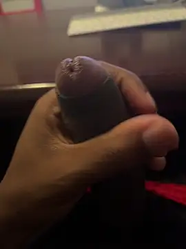 sexcboi69 online show from 05/20/26, 05:35