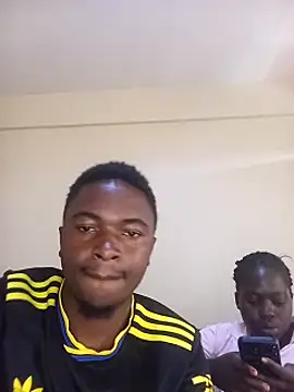 Snapshot of Rakeem023 chatting on 07/17/26, 12:23 Rakeem023 online show from 07/17/26, 12:23