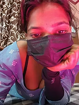 Snapshot of Itz_ishu chatting on 08/05/26, 04:04 Itz ishu online show from 08/05/26, 04:04