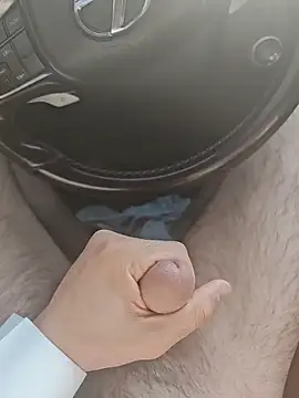 Snapshot of tariq345 chatting on 03/10/26, 01:16 tariq345 online show from 03/10/26, 01:16