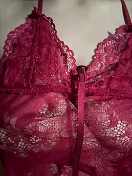 Snapshot of Weter_squirt77 chatting on 03/24/26, 06:24 Weter squirt77 online show from 03/24/26, 06:24