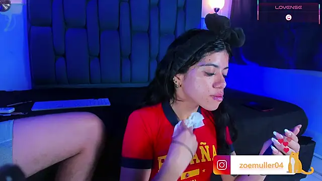 Zoe Axel1 online show from 06/26/26, 07:40