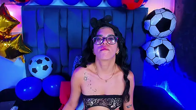Zoe Axel1 online show from 06/28/26, 08:37