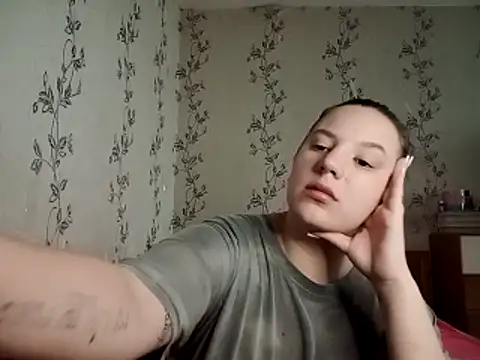 Snapshot of symmetryinvoid chatting on 03/26/26, 05:13 symmetryinvoid online show from 03/26/26, 05:13