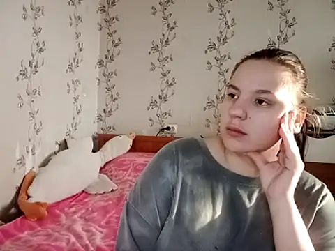 Snapshot of symmetryinvoid chatting on 04/01/26, 08:04 symmetryinvoid online show from 04/01/26, 08:04