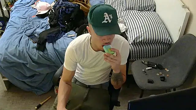 Snapshot of thxbxbydjxc chatting on 03/16/26, 05:13 thxbxbydjxc online show from 03/16/26, 05:13