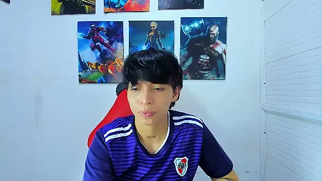 ivyheat3 online show from 04/18/26, 03:21